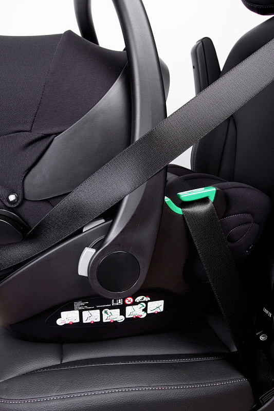 Детская коляска Peppy Monaco Plus 4 в 1 с автокреслом Verona Black и базой Beige (бежевый), рама беж, шлифованный алюминий